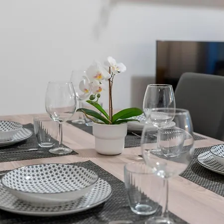 Ghirlandinafavoloso In Pieno Centro Apartment *