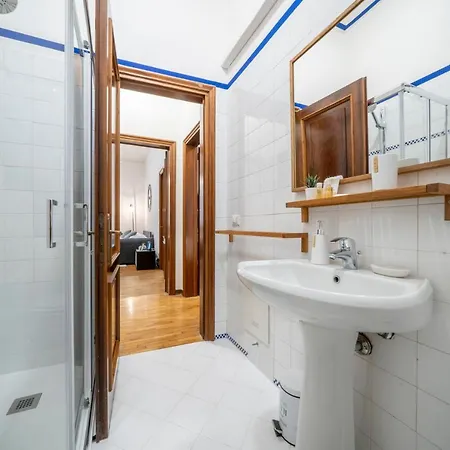 Apartment Ghirlandinafavoloso In Pieno Centro