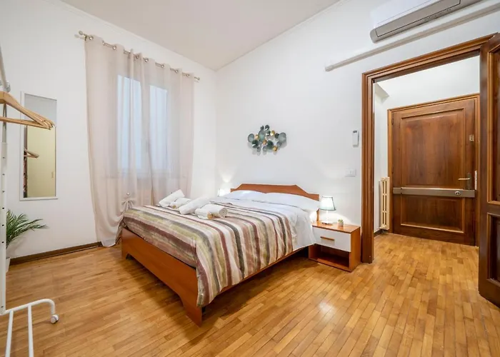 Ghirlandinafavoloso In Pieno Centro Διαμέρισμα Μόντενα